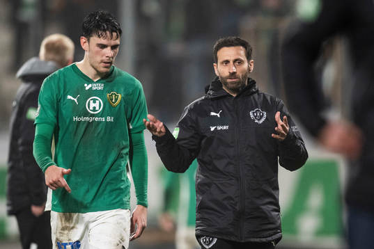 Jönköpings Södras Samuel Adrian och assisterande