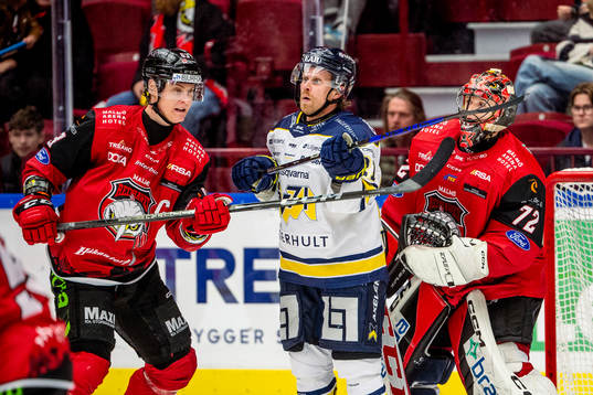HV71s Mattias Tedenby mot Malmö Redhawks Fredrik