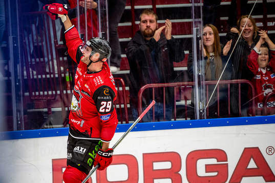 Malmö Redhawks Kim Rosdahl jublar