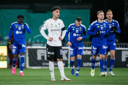 Örebros Elias Barsoum deppar
