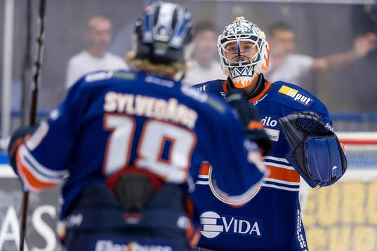 Växjös Emil Larmi jublar