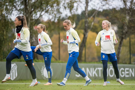 Johanna Rytting Kaneryd, Hanna Lundkvist and Josefine