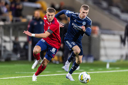 Bläddra bland fler bilder av Fotboll, Superettan, Utsikten - Öster