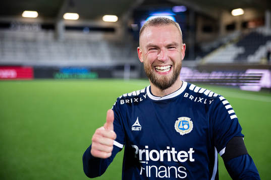 Utsiktens Alexander Faltsetas jublar