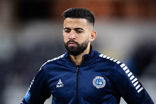 Utsiktens Paulo Marcelo Souza Alves innan fotbollsmatchen i