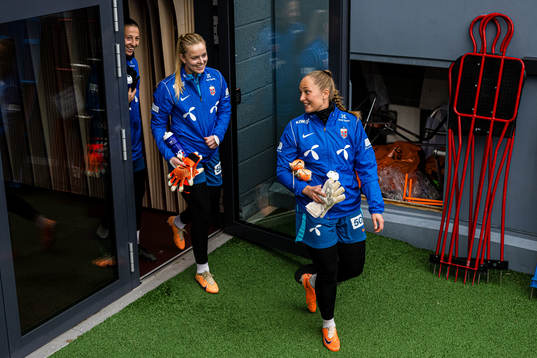 Bläddra bland fler bilder av Football, Nations League, Norway, training