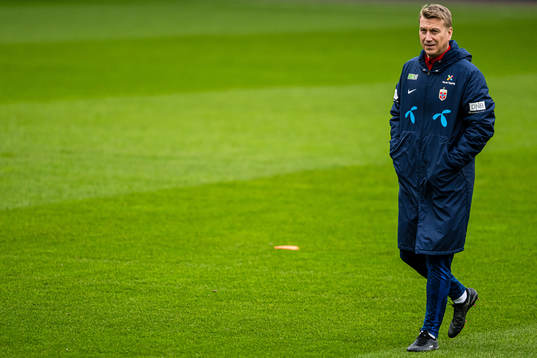 Leif Gunnar Smerud, head coach of the Norwegian women's