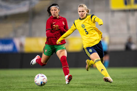 Lara Martins of Portugal and Ida Garmfors of Sweden