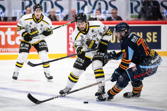 AIKs Gerry Fitzgerald och Djurgårdens Anton Gradin