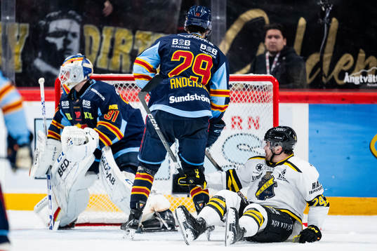 Djurgårdens Axel Andersson och AIKs Arvid Degerstedt
