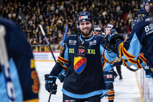 Djurgårdens Albin Grewe jublar