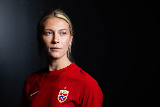 Bläddra bland fler bilder av Football, Norway, Women, portraits