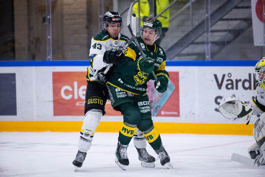 Östersunds Max Krogdahl och Björklövens Scott Pooley