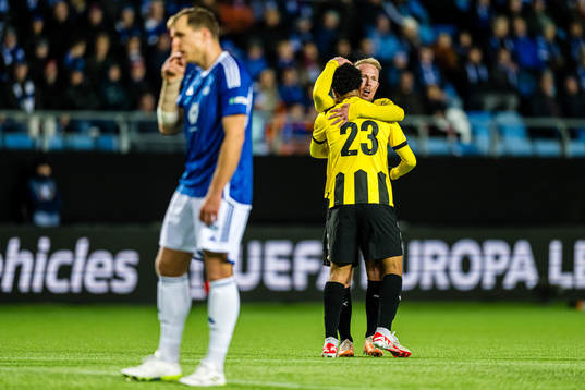 Momodou Lamin Sonko of Häcken celebrates
