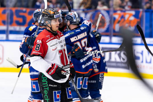 Örebros Samuel Johannesson deppar