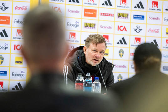 Head coach Peter Gerhardsson of the Swedish women's