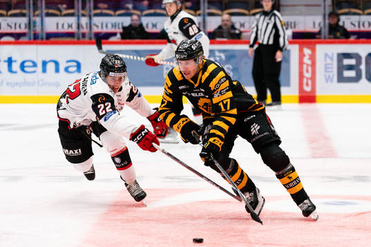 Malmö Redhawks Janne Kuokkanen och Skellefteås Pär