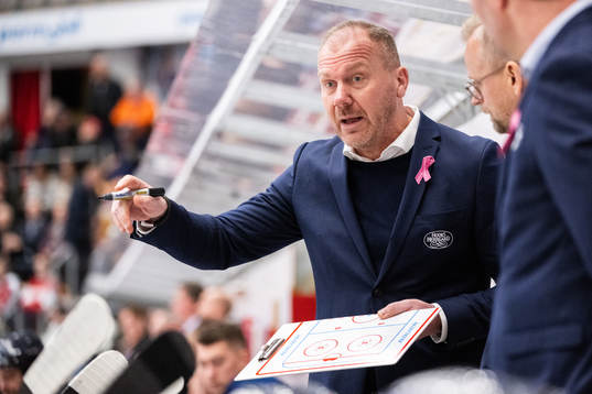 HV71s tränare Johan Lindbom