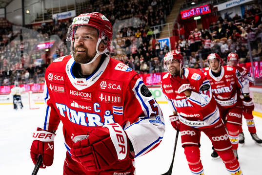 Timrås Anton Lander jublar
