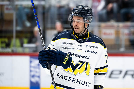 HV71s Nicholas Shoreunder ishockeymatchen i SHL mellan