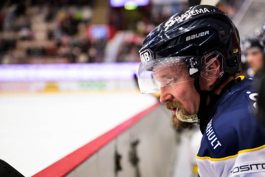 HV71s Anton Strålman deppar