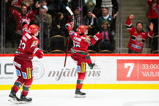 MoDos Mikkel Aagaard jublar