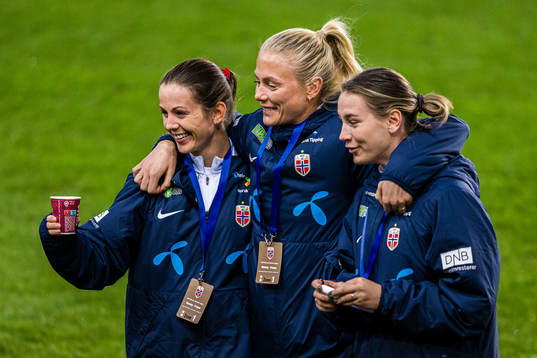 Tuva Hansen, Guro Bergsvand and Elisabeth Terland of Norway