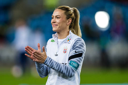 Mimmi Löfwenius of Norway warms up