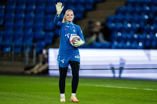 Goalkeeper Guro Pettersen of Norway warms up