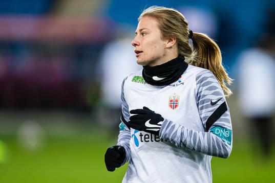 Cesilie Andreassen of Norway warms up