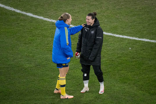 Magdalena Eriksson of Sweden and Ramona Bachmann of