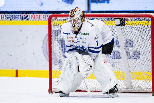 Karlskogas målvakt Niklas Lundström