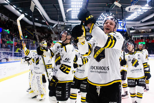 Bläddra bland fler bilder av Ishockey, Hockeyallsvenskan, Södertälje - AIK