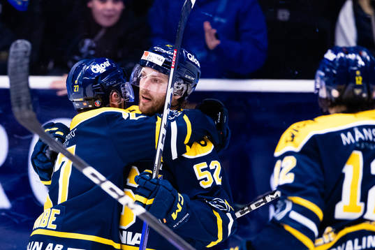 Södertäljes Christopher Liljewall jublar