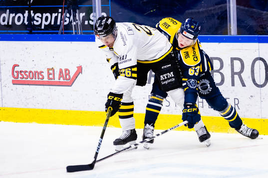 AIKs Oscar Nord och Södertäljes Julius Bergman