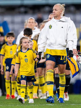 Caroline Seger of Sweden enters the pitch