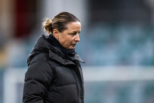 Head coach Inka Grings of Switzerland