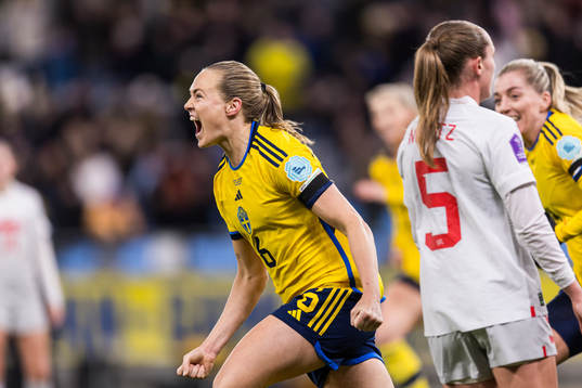 Magdalena Eriksson of Sweden celebrates the 1-0 goal