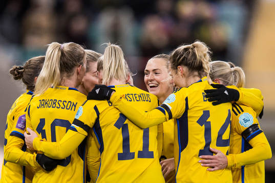 Magdalena Eriksson of Sweden celebrate the 1-0 goal with