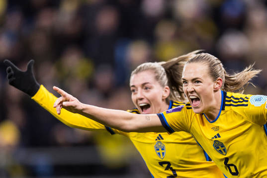 Magdalena Eriksson of Sweden celebrates the 1-0 goal