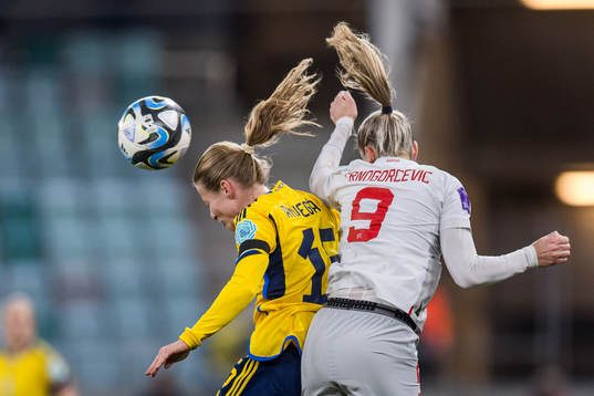 Anna Anvegård of Sweden and Ana-Maria Crnogorcevic of