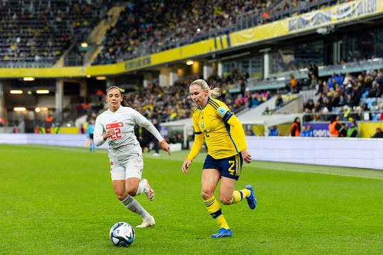 Meriame Terchoun of Switzerland and Jonna Andersson of