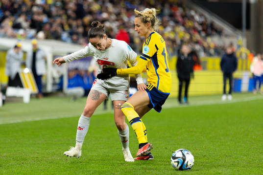 Géraldine Reuteler of Switzerland and Nathalie Björn of