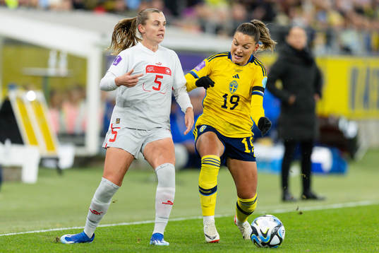 Noelle Maritz of Switzerland and Johanna Rytting Kaneryd of