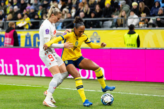 Ana-Maria Crnogorcevic of Switzerland and Madelen Janogy of