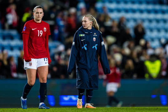 Elisabeth Terland and Thea Bjelde of Norway