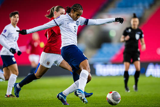 Wendie Renard of France