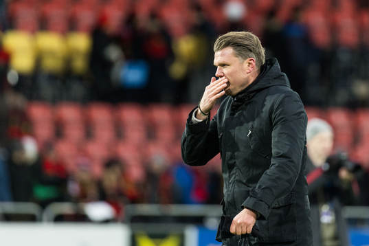 Örebros tränare Christian Järdler deppar