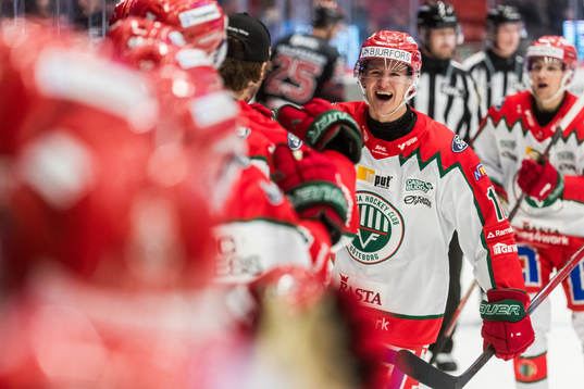Frölundas Erik Borg jublar