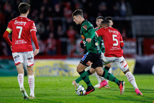 Varbergs Mads Borchers och Degerfors Joseph - Claude